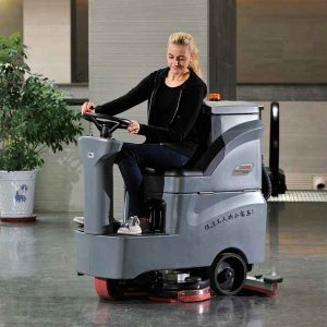 VACUOLAVADORA GM-MINI HOMBRE A BORDO (A BATERIA)